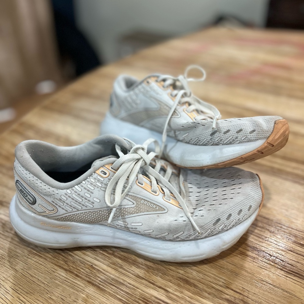 Brooks Women's Athletic Shoes - Cream and White